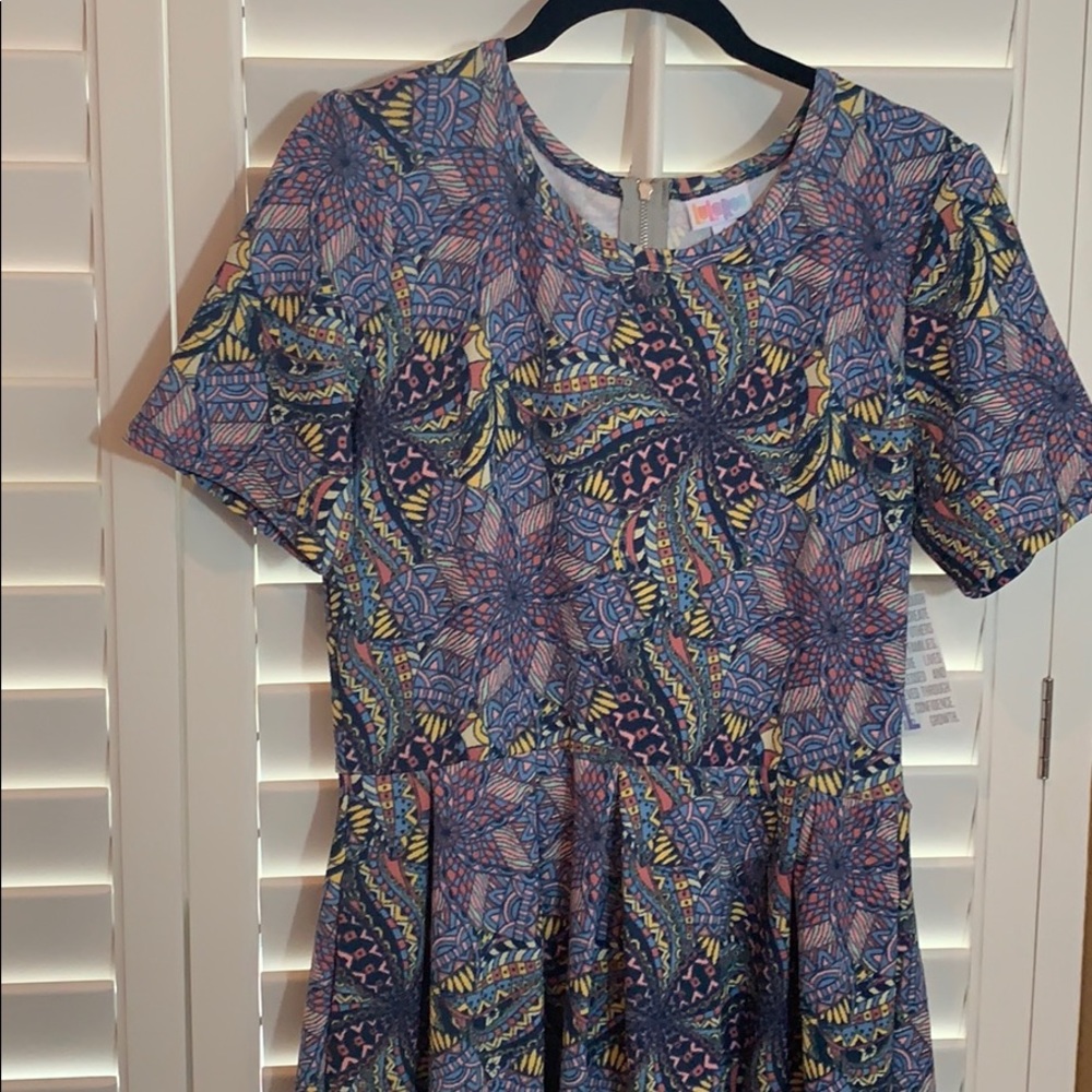 Lularoe Amelia Dress L